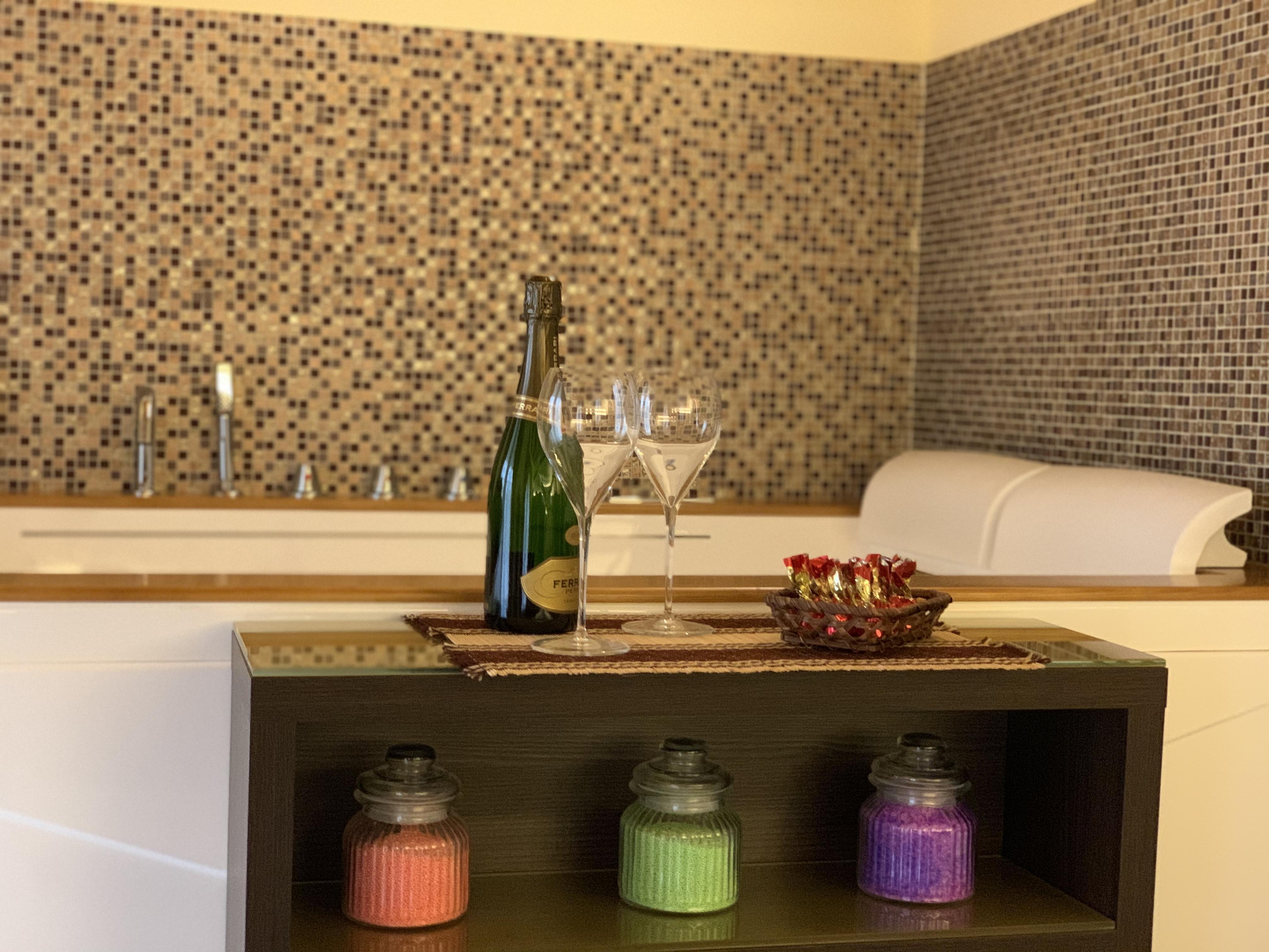 Camere con vasca idromassaggio Rozzano, Milano sud